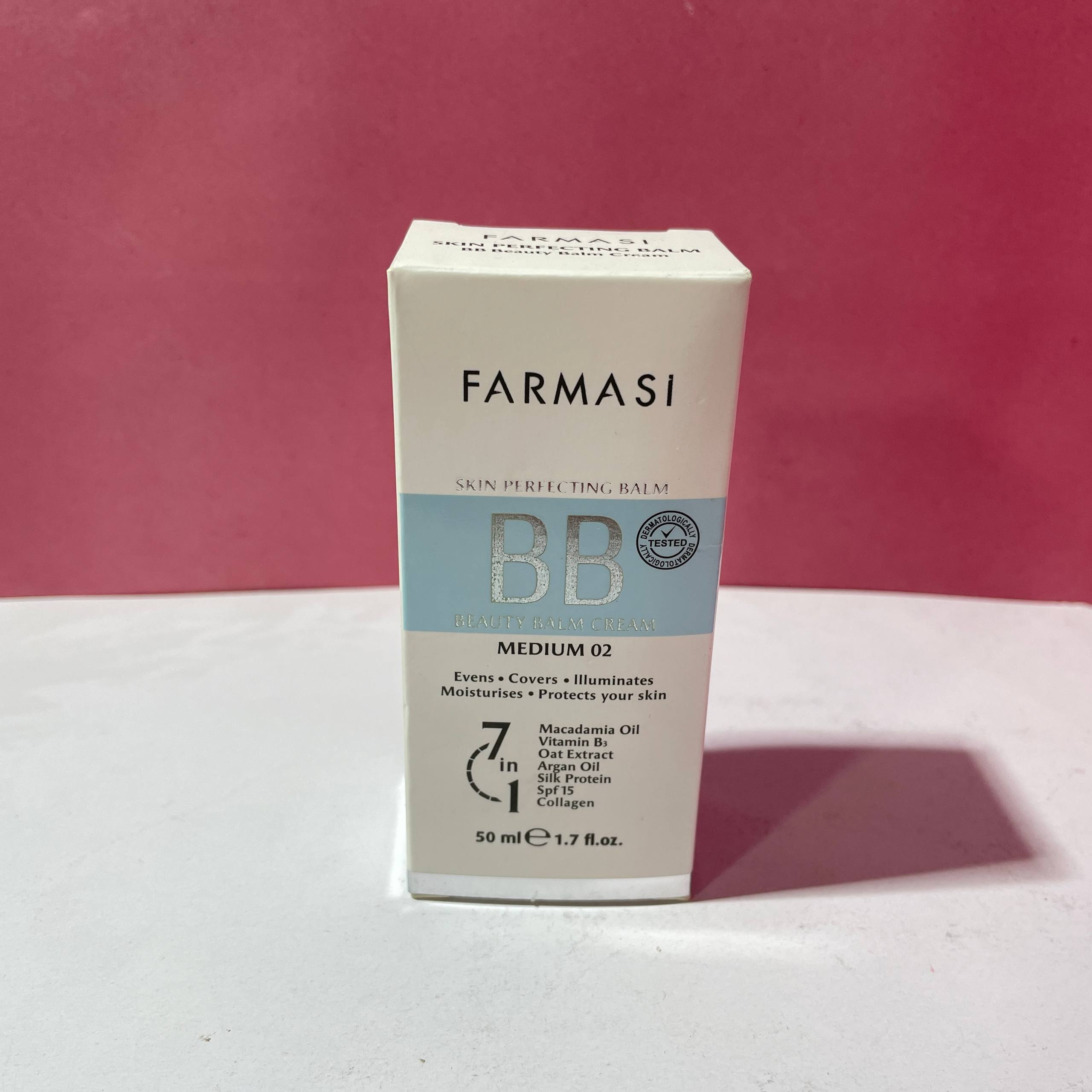 BB کرم پوشش طبیعی و یکدست بدون ماسیدگی